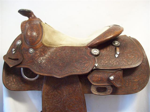 Used Saddle:- Image Number:0